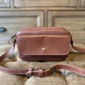 Able Alma Crossbody